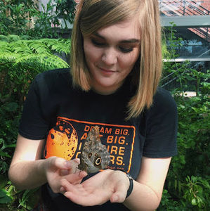 Meet your Posher, Anna